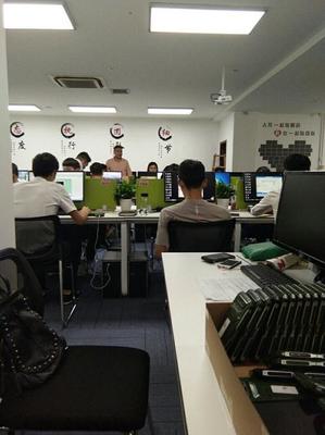 商品信息與金融信息咨詢服務 現代商業決策的雙翼