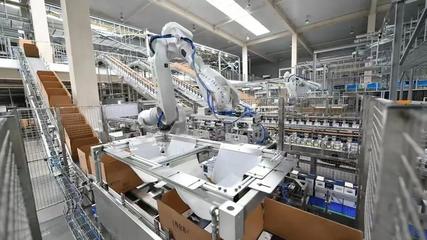 銀川高新區全數智化超級工廠榮獲中國乳業首家“燈塔工廠”